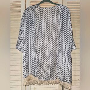Unbranded black and white Cardigan kimono size XL